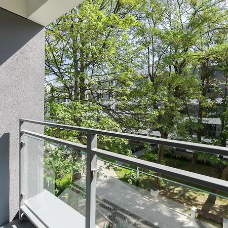 New Marble By Kramm Apartment *